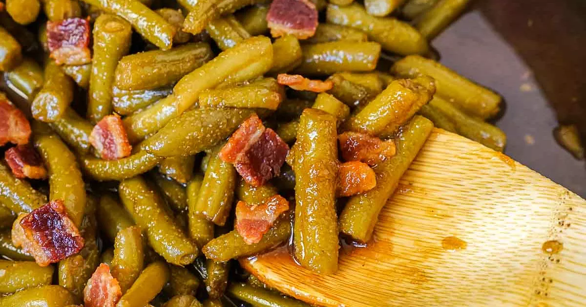 Easy Crock Pot Green Beans Recipes with Fresh Sausage, Potatoes & Flavor 6 Crack Green Beans Recipe Crock Pot